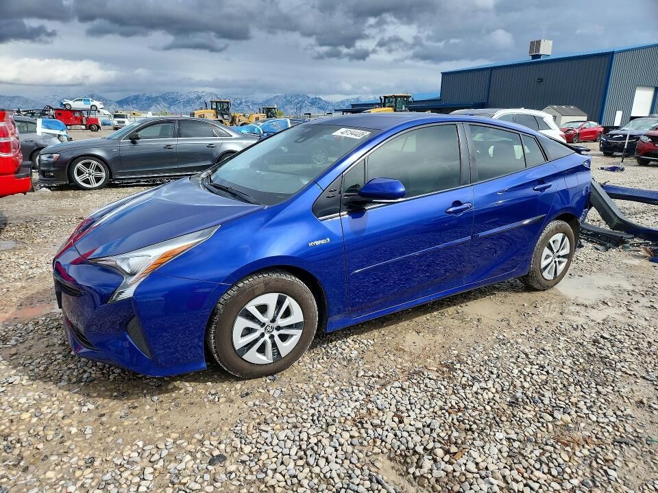 2017 TOYOTA PRIUS