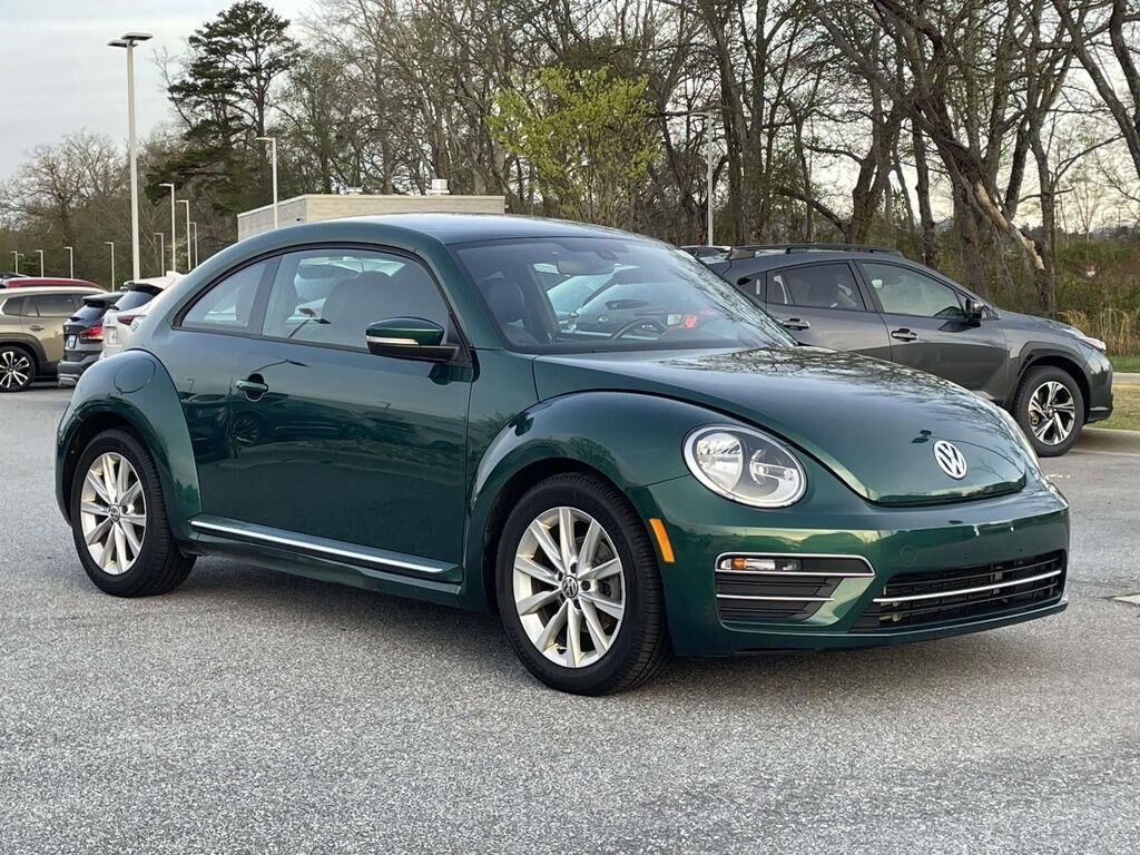 2017 VOLKSWAGEN Beetle