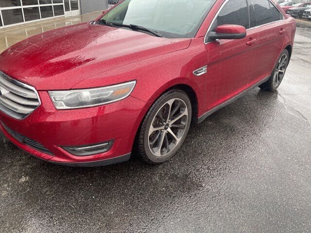 2015 FORD Taurus