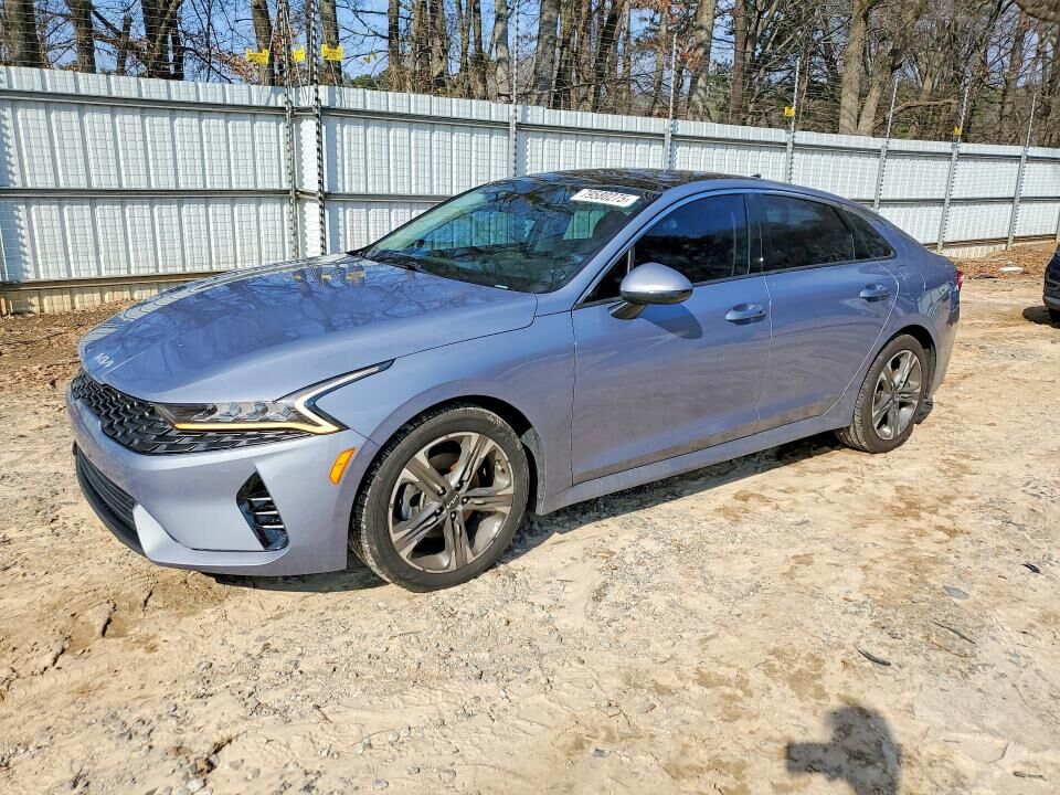2022 KIA K5