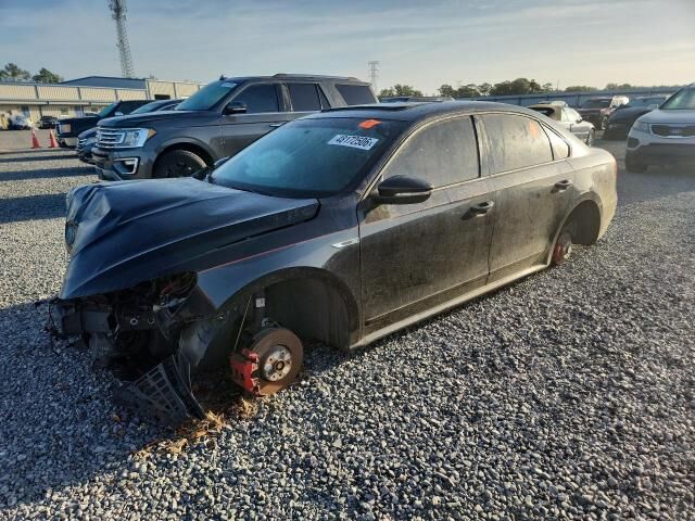 2018 VOLKSWAGEN Passat