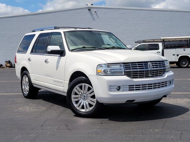 2013 LINCOLN Navigator