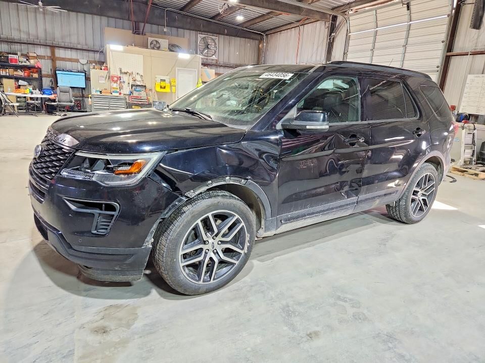 2018 FORD Explorer