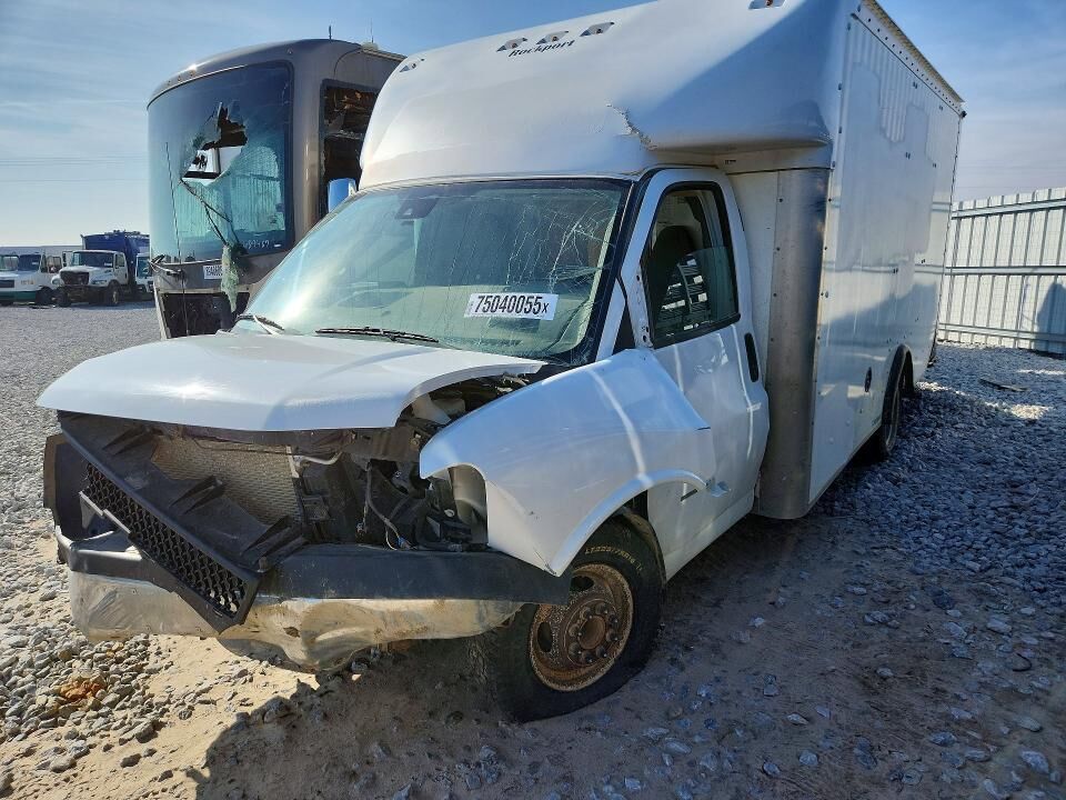 2022 CHEVROLET Express