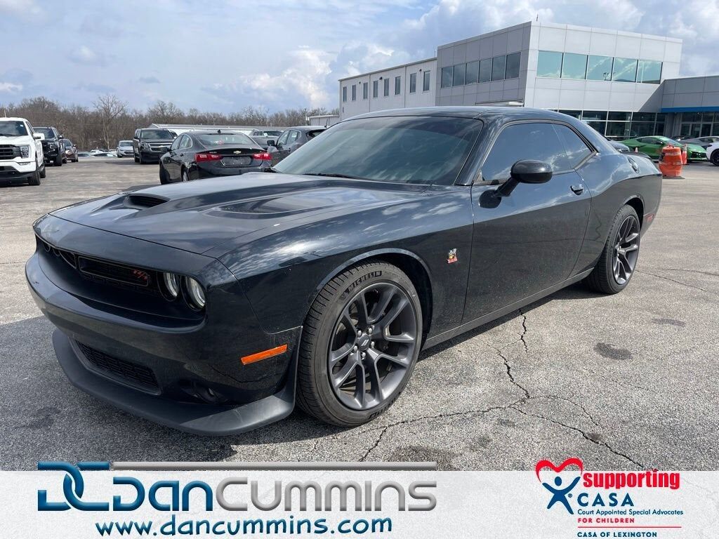 2020 DODGE Challenger