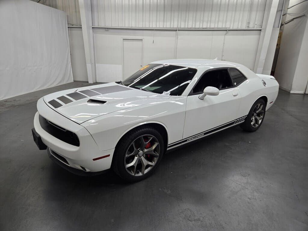 2015 DODGE Challenger