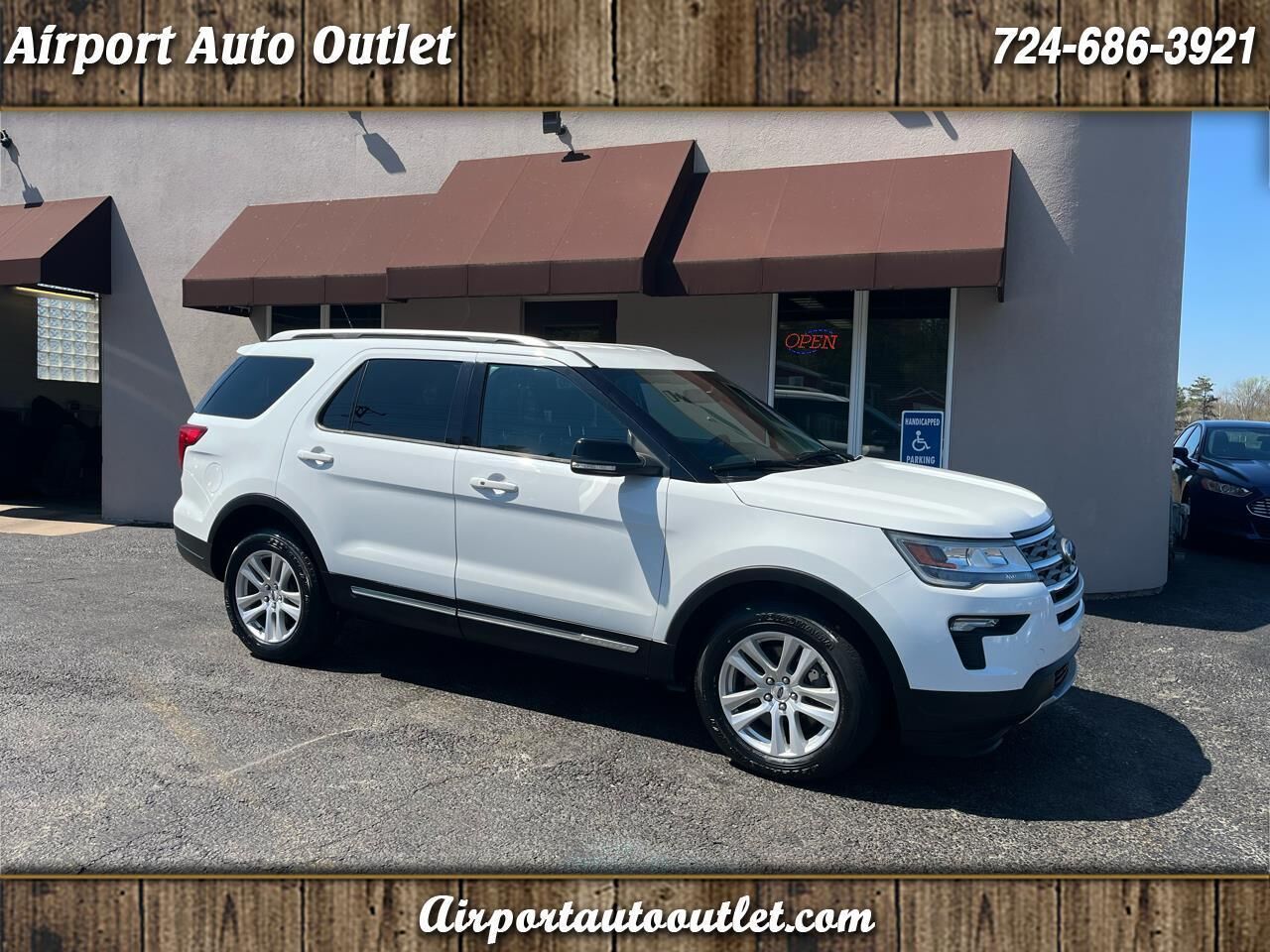 2018 FORD Explorer