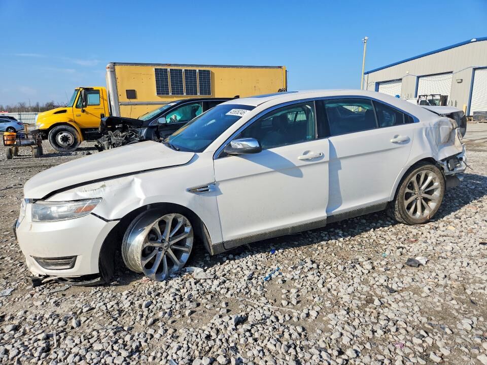 2014 FORD Taurus