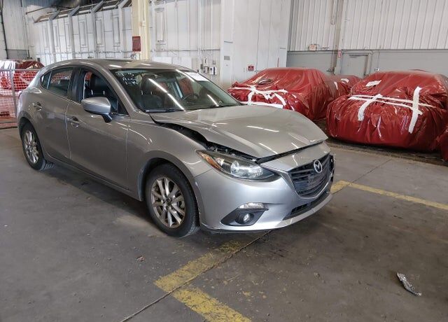 2015 MAZDA Mazda3