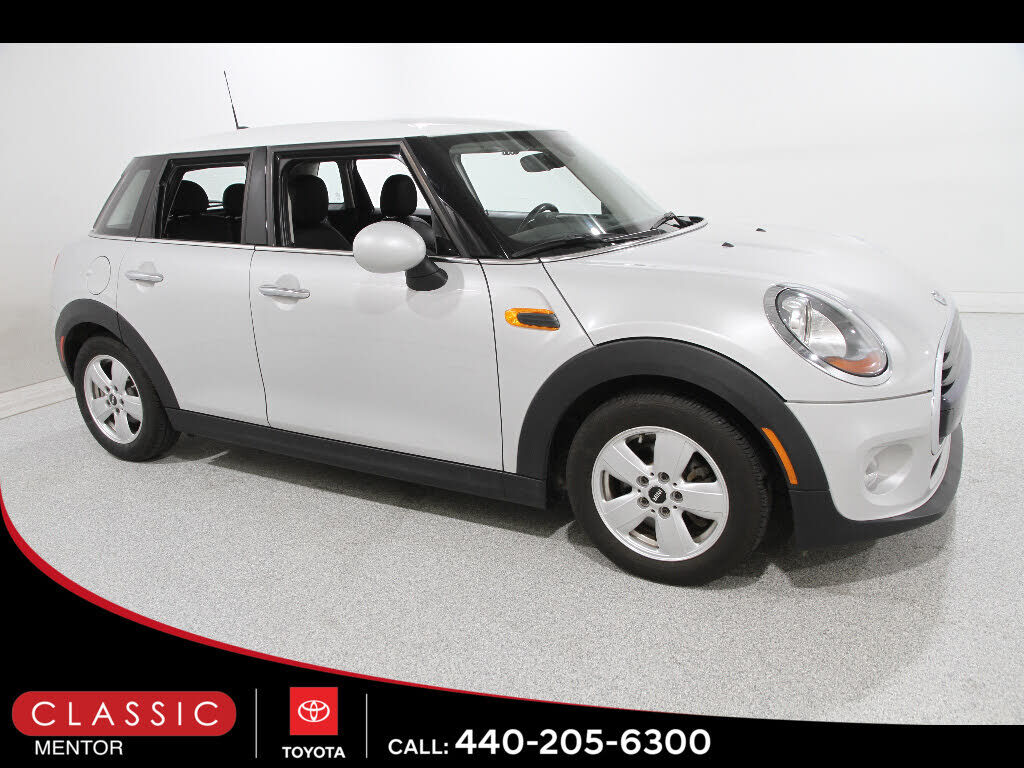 2016 MINI Cooper