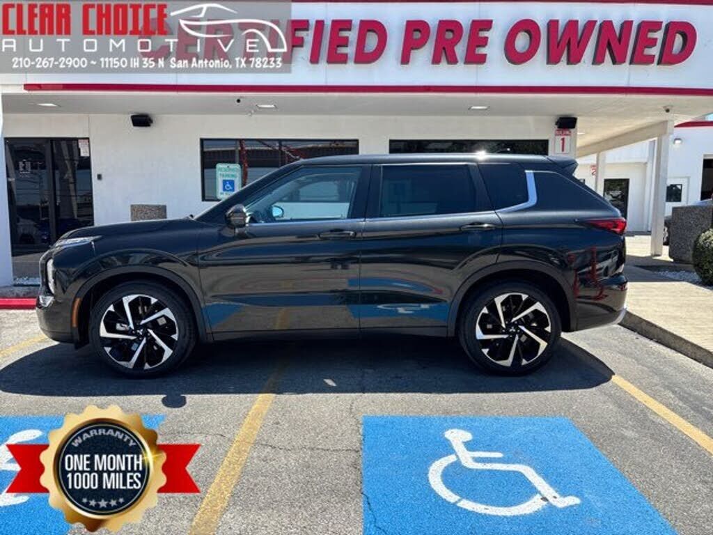 2023 MITSUBISHI Outlander