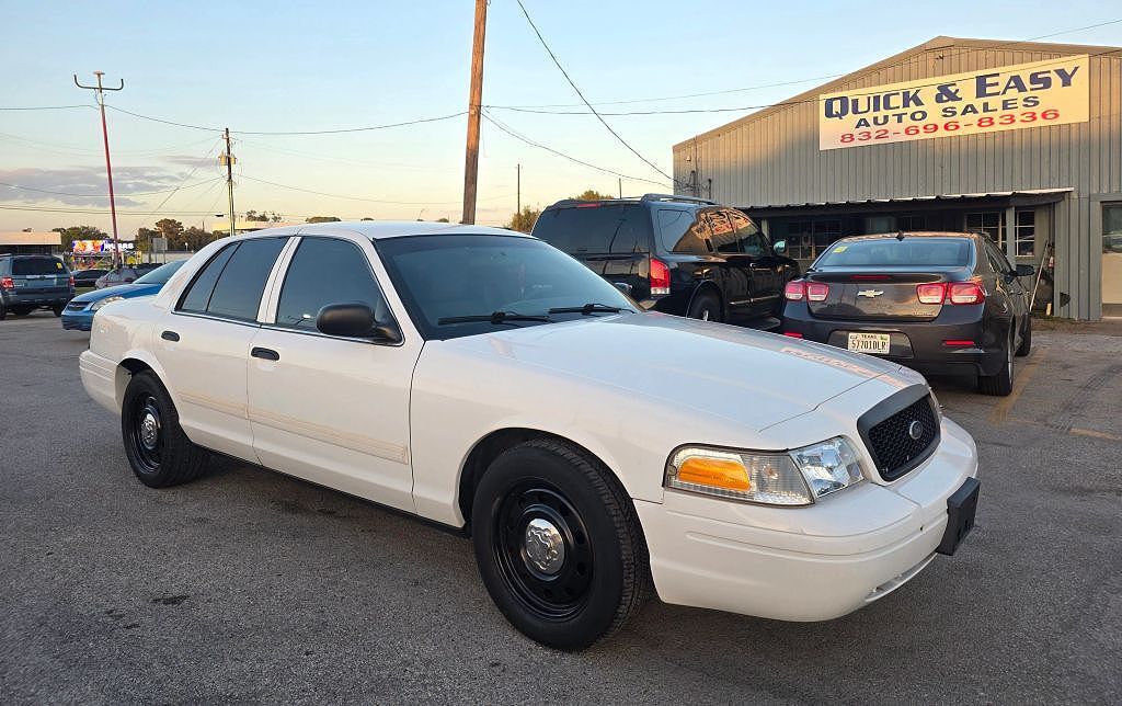 2011 FORD Crown Victoria