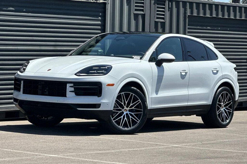 2026 PORSCHE Cayenne