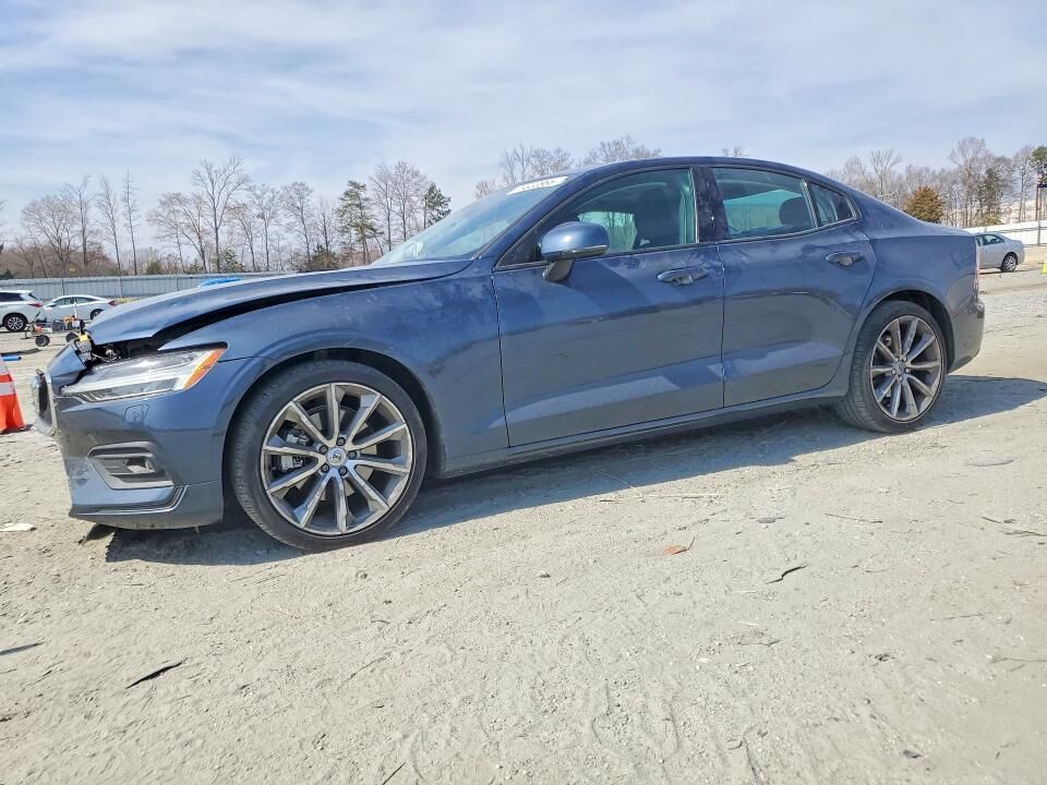 2020 VOLVO S60