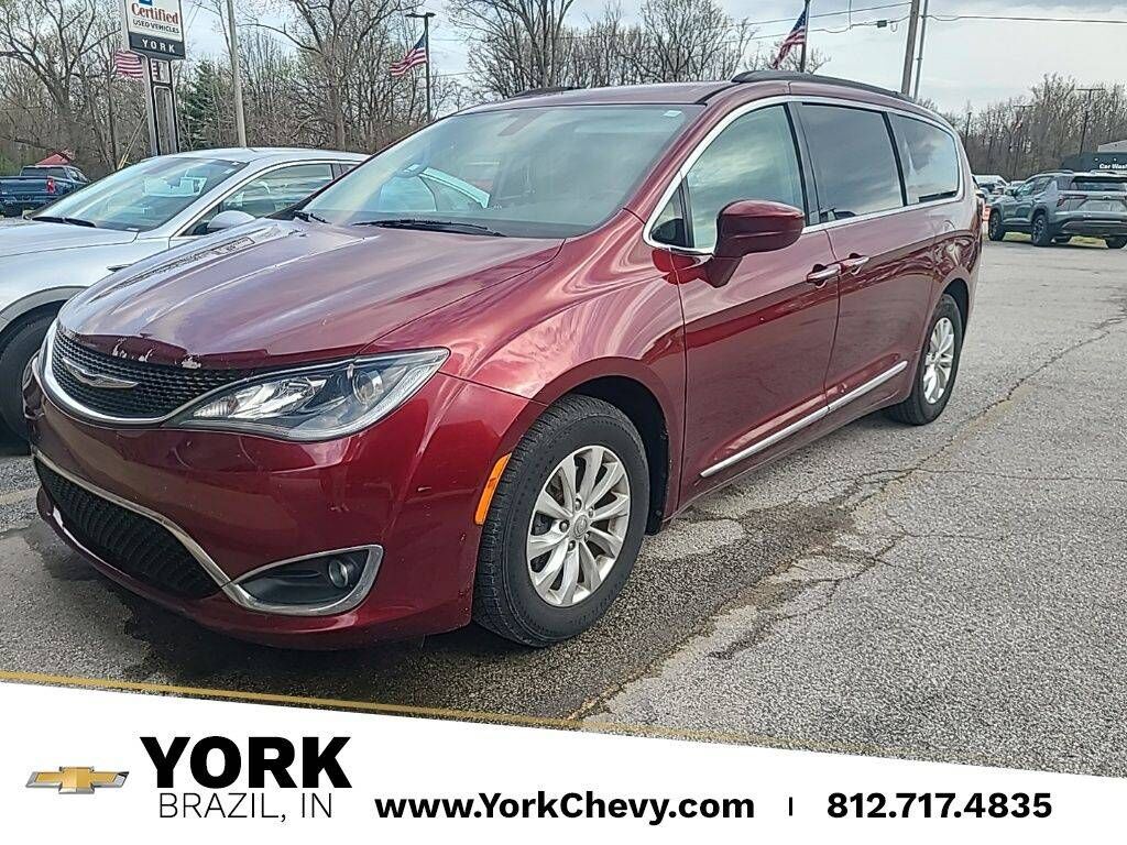 2017 CHRYSLER Pacifica