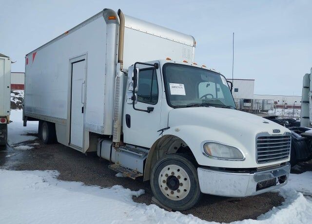 2013 FREIGHTLINER M2