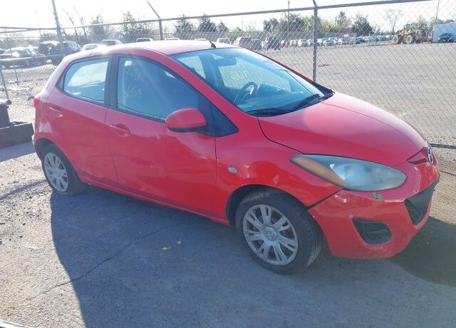 2012 MAZDA Mazda2