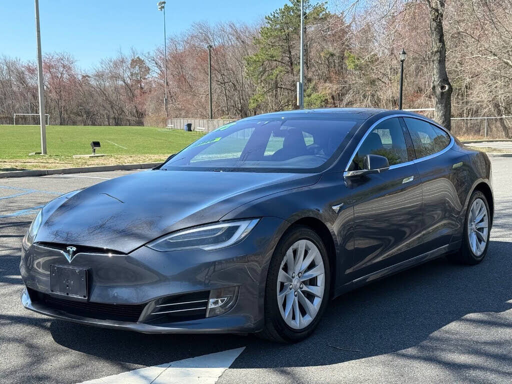 2018 TESLA Model S
