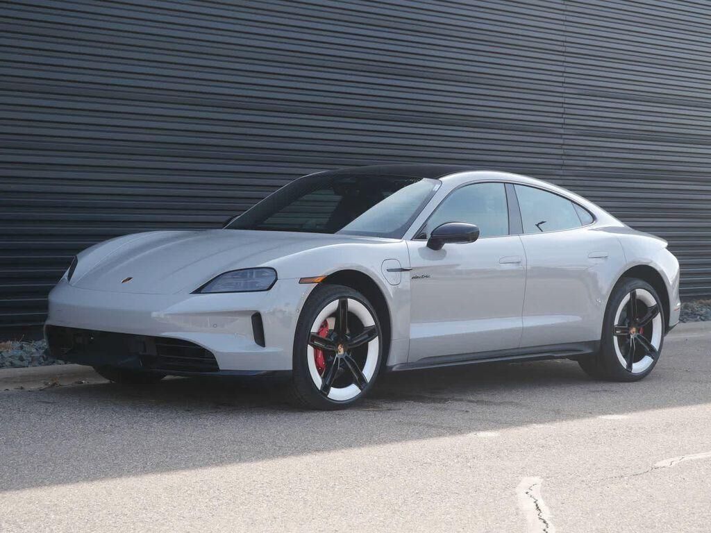 2026 PORSCHE Taycan