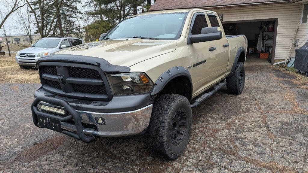 2011 DODGE Ram