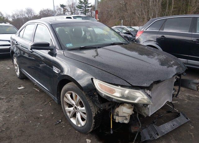 2011 FORD Taurus