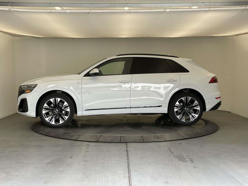 2026 Audi Q8