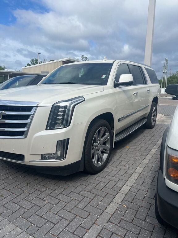 2015 CADILLAC Escalade