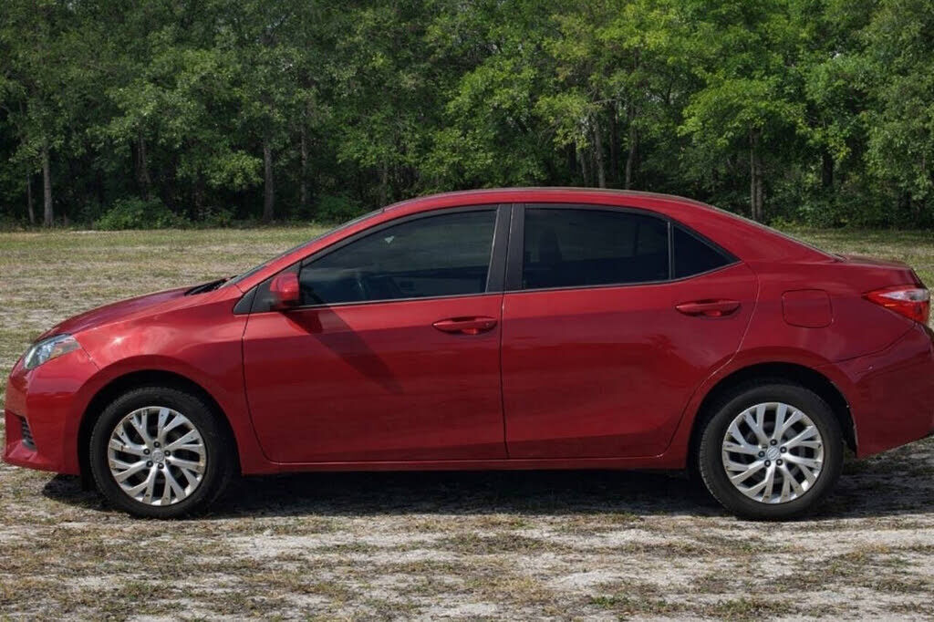 2018 TOYOTA Corolla