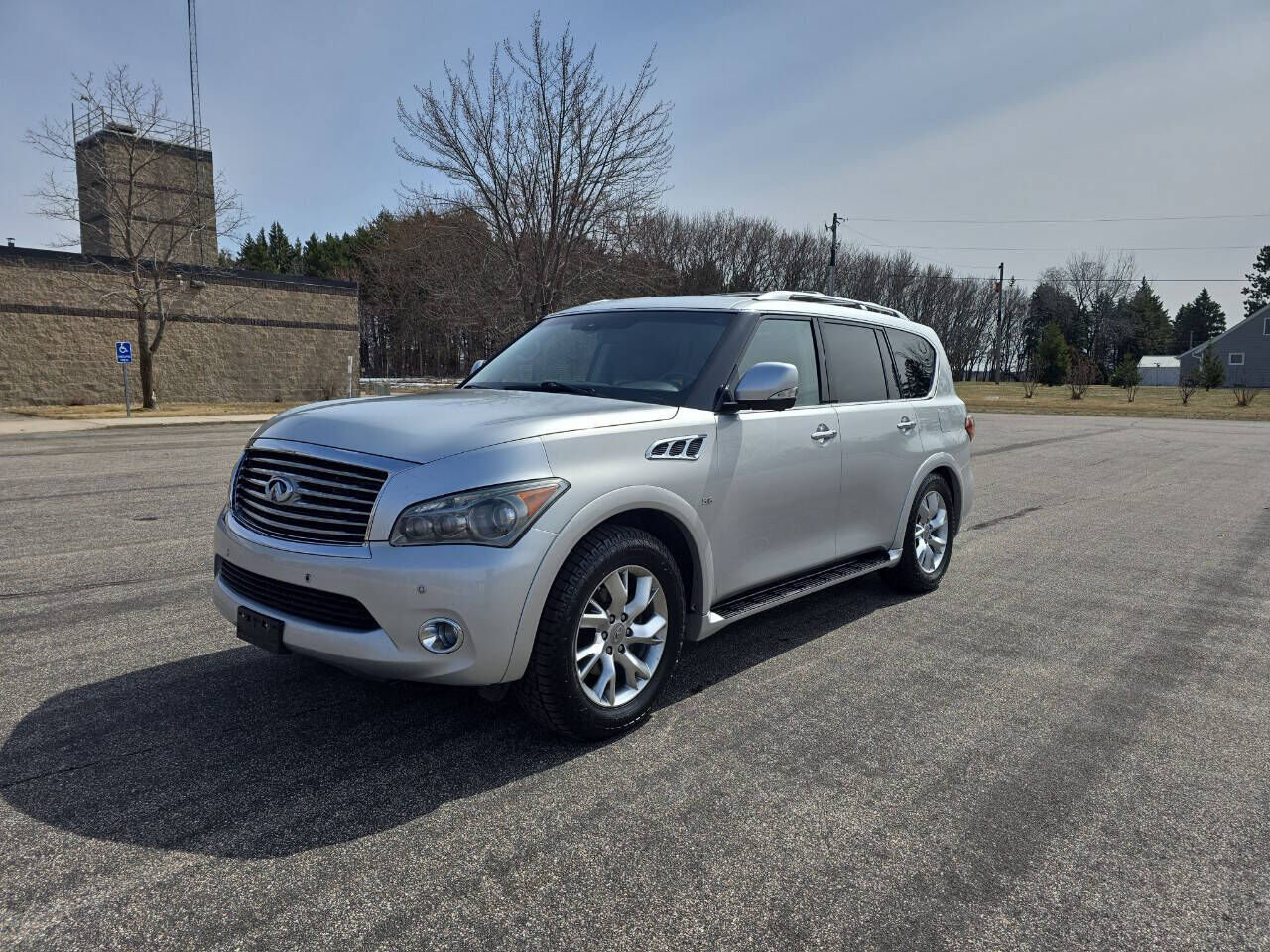 2014 INFINITI QX80
