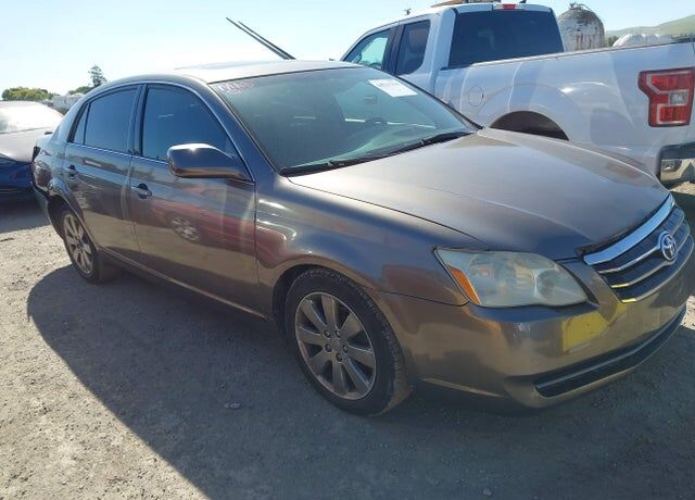 2006 TOYOTA Avalon