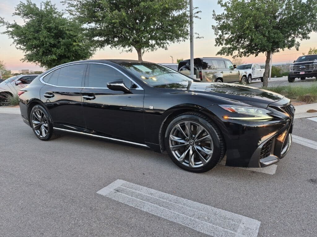 2018 LEXUS LS