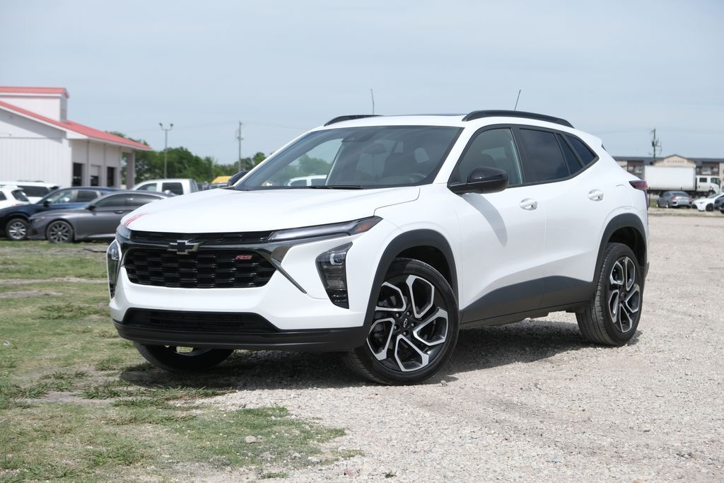 2025 CHEVROLET Trax
