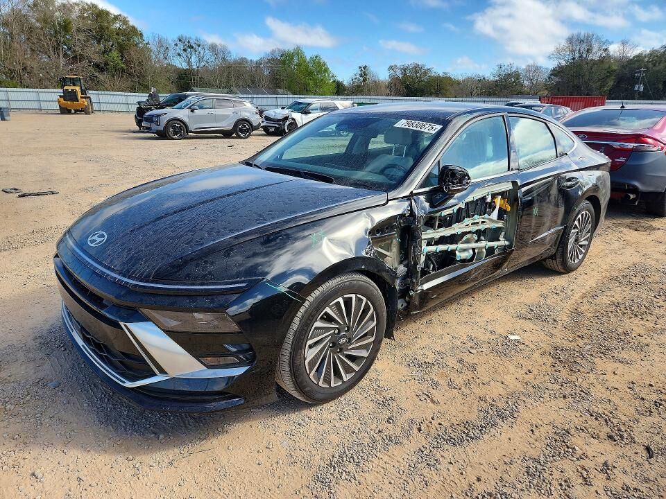 2025 HYUNDAI Sonata