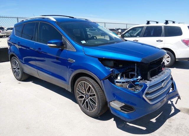 2017 FORD Escape