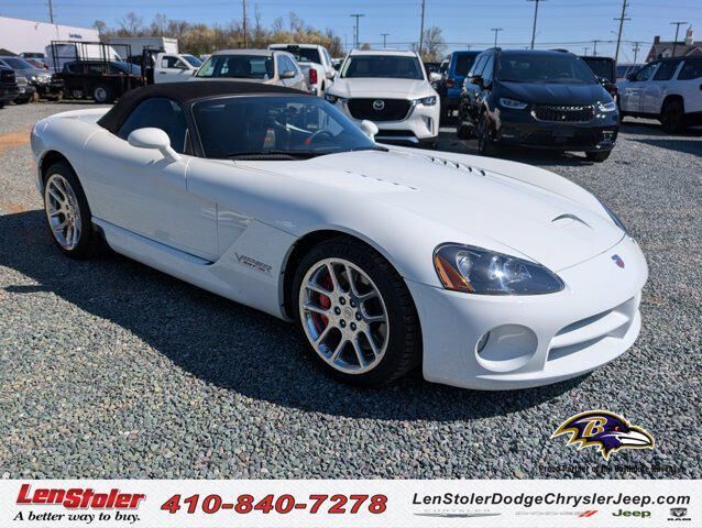 2004 DODGE Viper