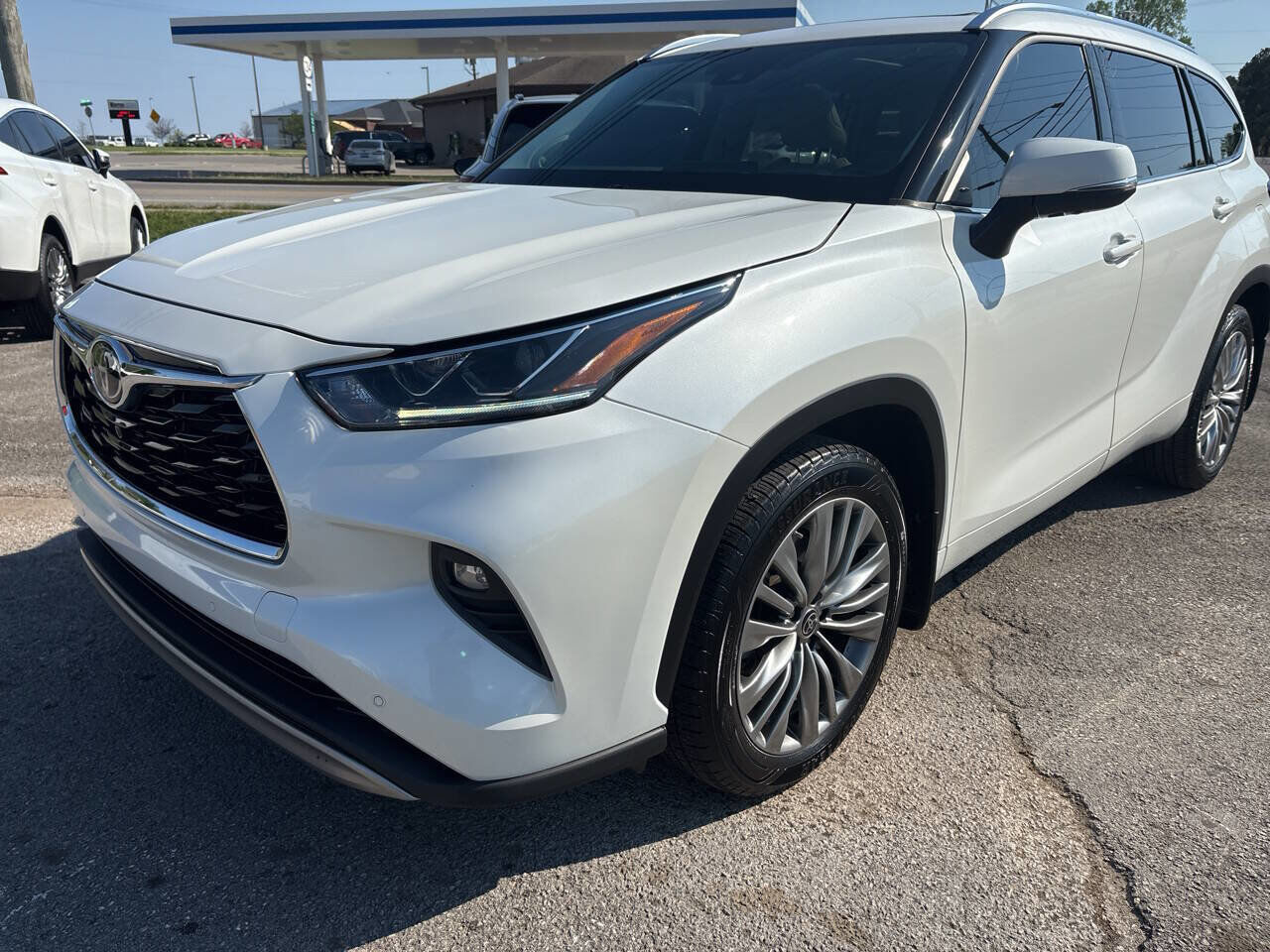 2021 TOYOTA Highlander