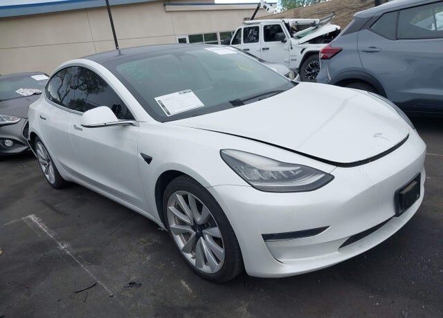 2020 TESLA Model 3
