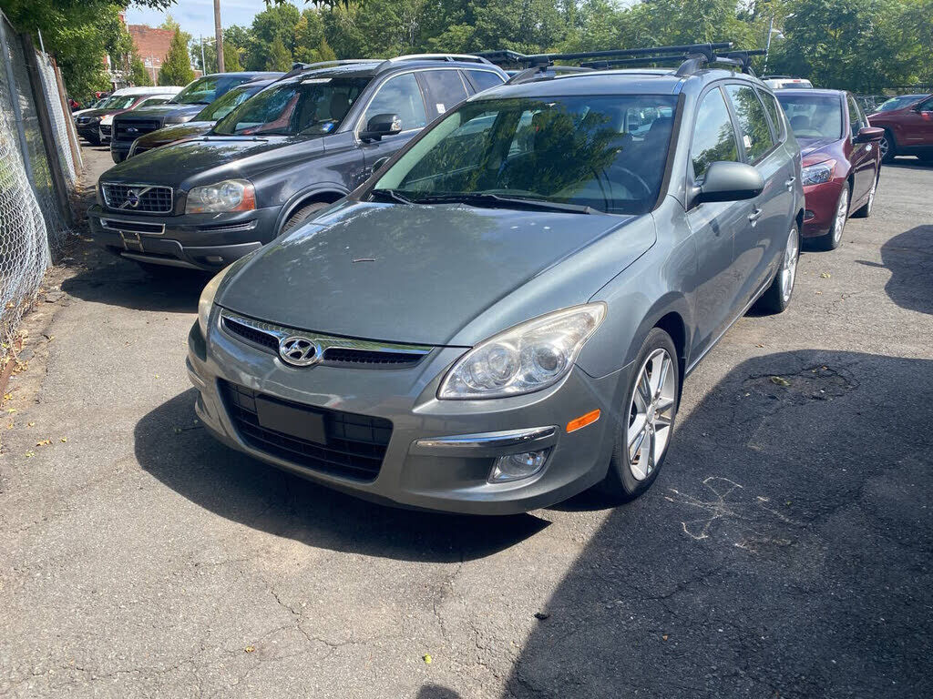 2010 HYUNDAI Elantra Touring