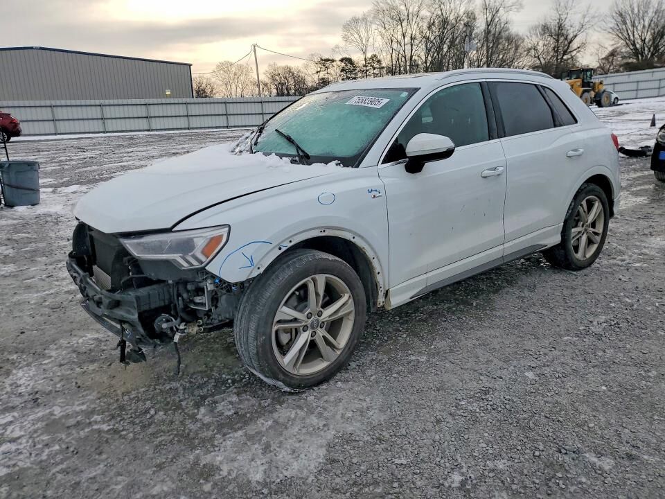 2019 AUDI Q3