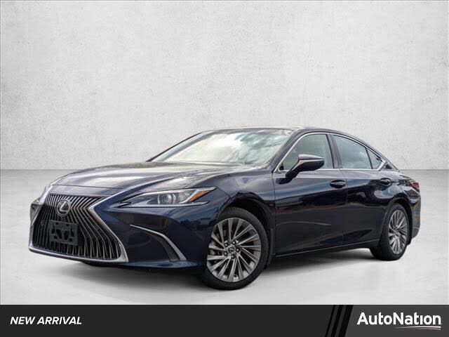 2019 LEXUS ES