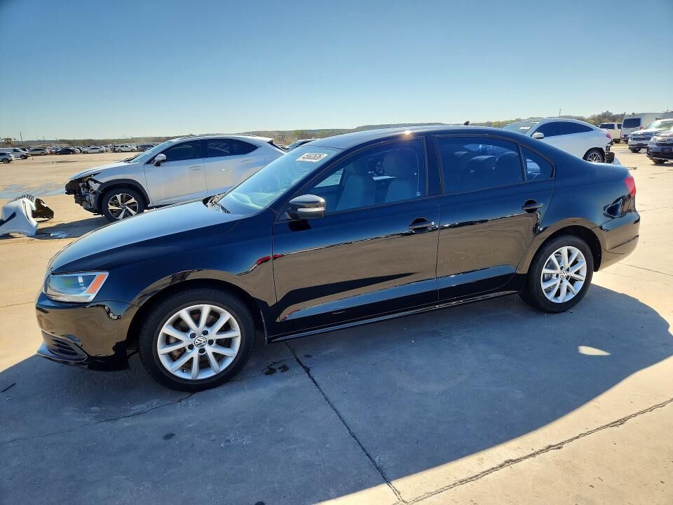 2011 VOLKSWAGEN Jetta