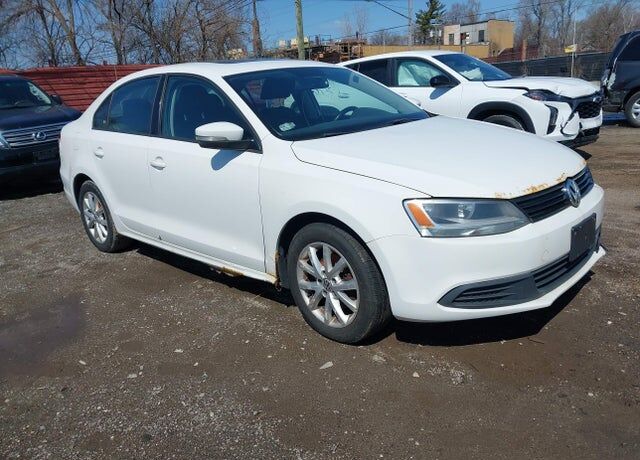 2011 VOLKSWAGEN Jetta