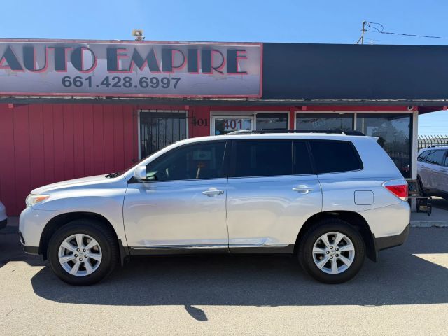 2013 TOYOTA Highlander