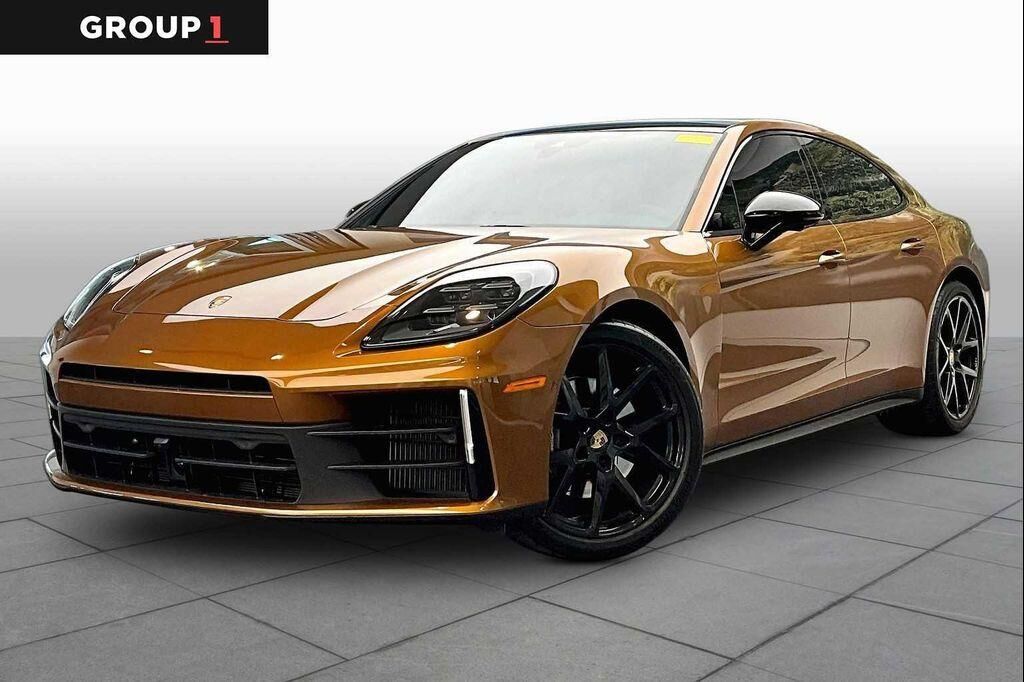 2025 PORSCHE Panamera