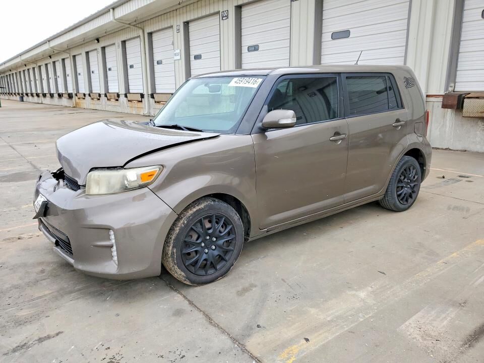 2013 TOYOTA SCION