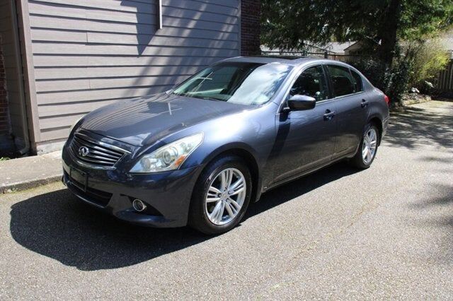 2011 INFINITI G25