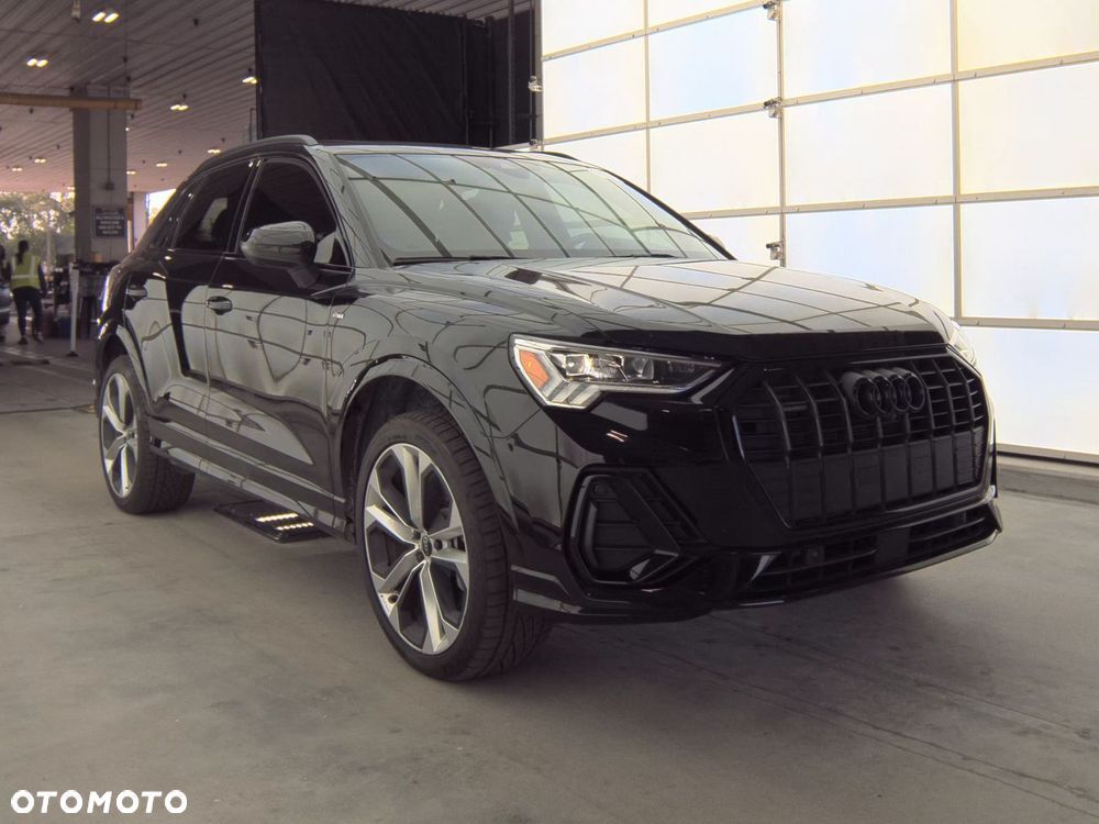 2022 AUDI Q3