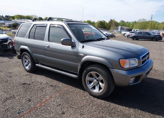 2004 NISSAN Pathfinder