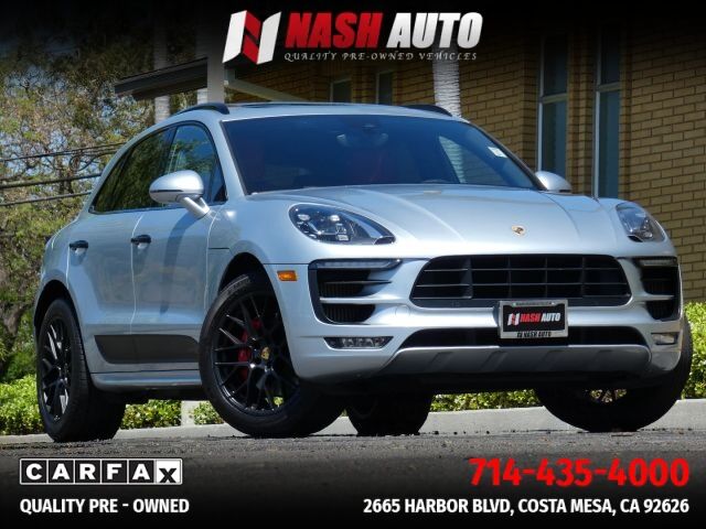 2017 PORSCHE Macan