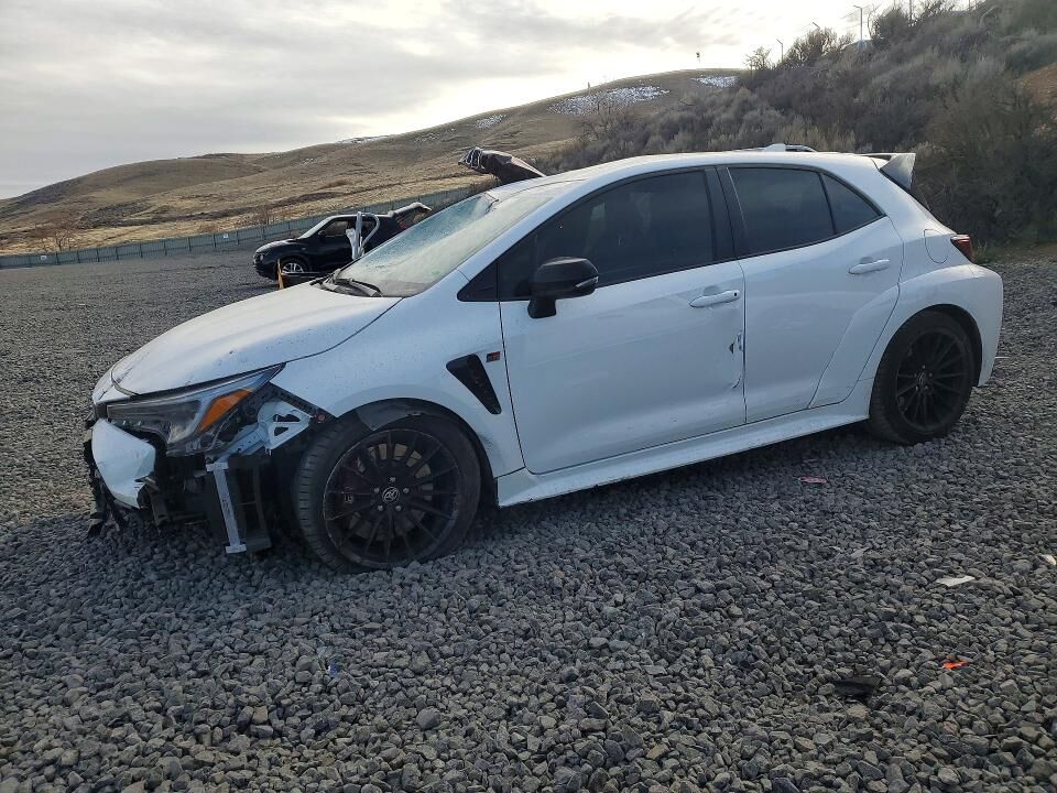 2025 TOYOTA GR COROLLA